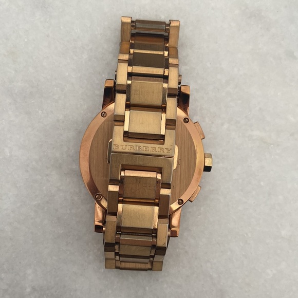 Burberry Watch - The City Taupe Check - Picture 9 of 12